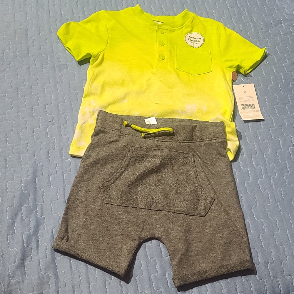 Baby boy' 2 piece Short Set Size 3T